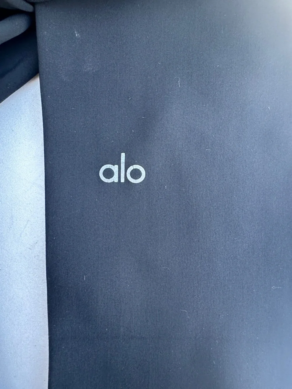 ALO Yoga Black High-Rise Performance Leggings - Picture 4 of 4